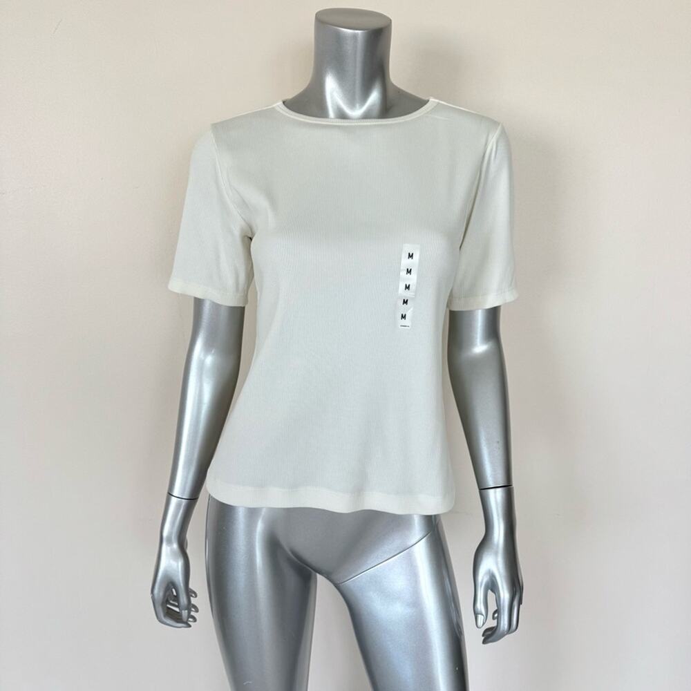 NWT!!! Uniqlo women cotton Tshirt size M